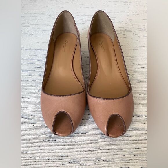 MARIANA by GOLC Nude Peep Toe Heels Size 9 - Picture 10 of 10